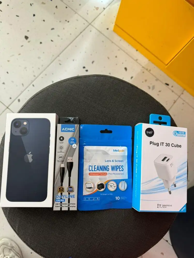 Iphone 13 diskon 50%