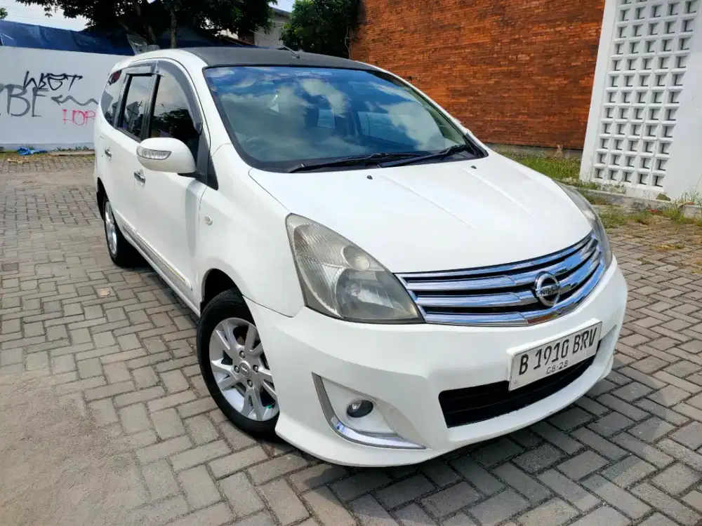 Promo DP 10jt/ grand Livina Ultimate XV matic 2013