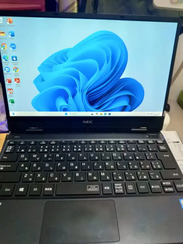 Nec i5-8200Y mulus normal