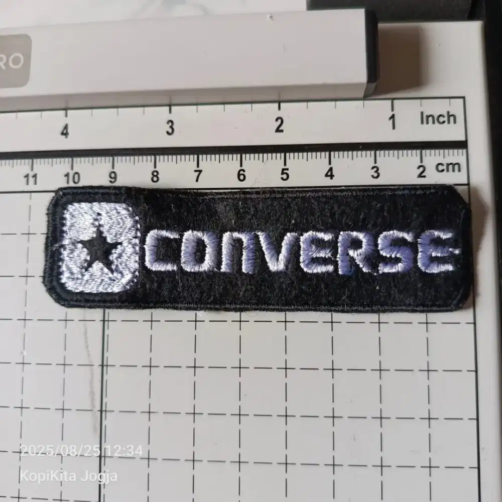 Emblem patch bordir converse panjang