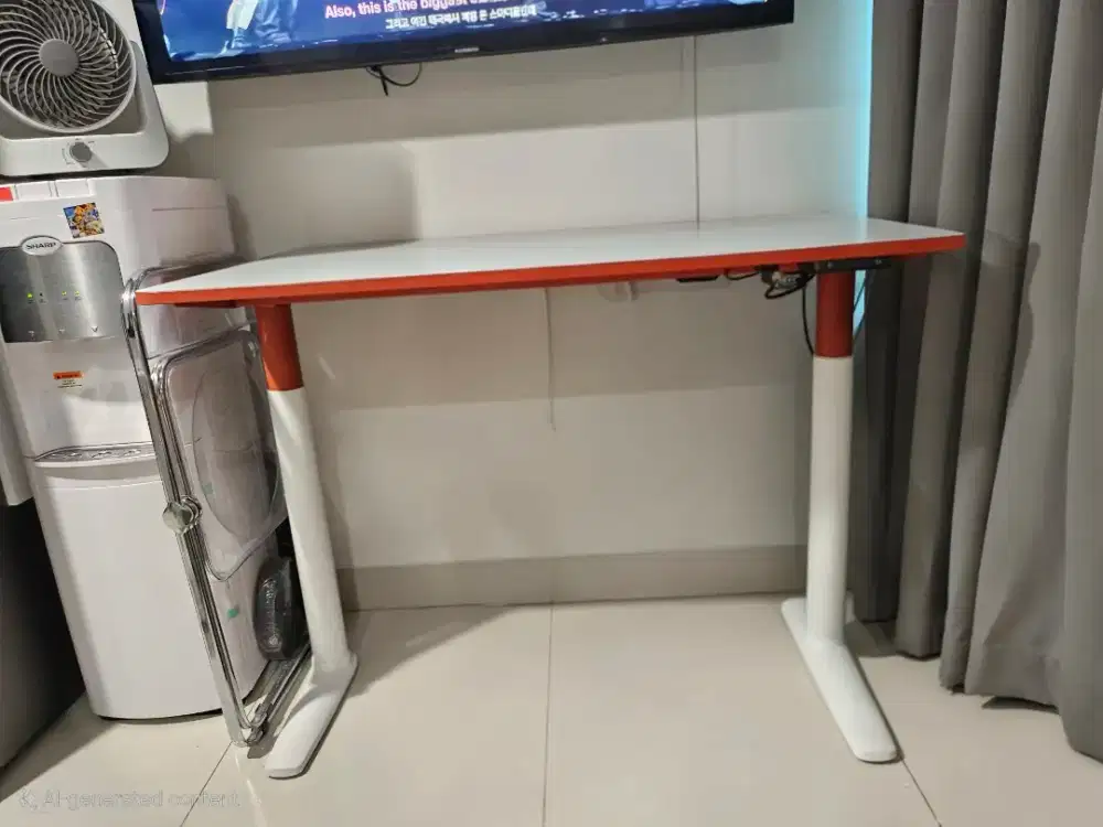 Meja adjustable like new