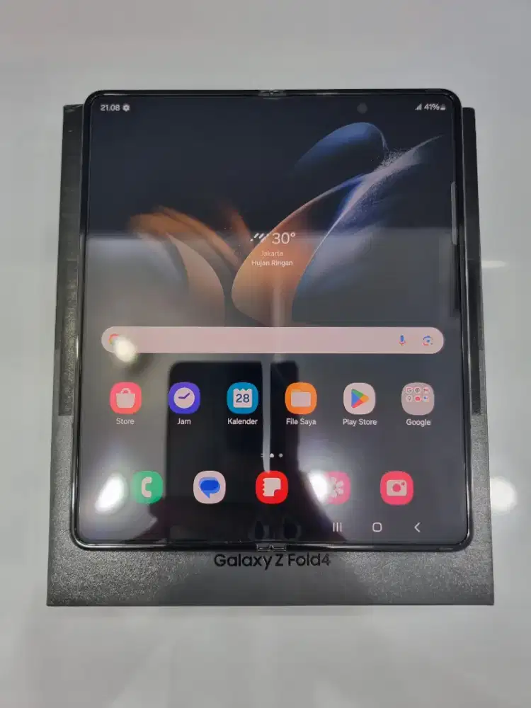 Samsung Z Fold 4 5G 12+8/256Gb Black Ex Garansi resmi SEIN -MasterCom