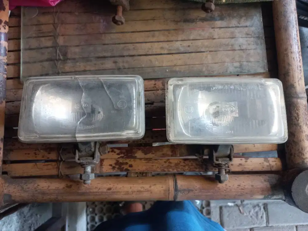 FOR SALE – HELLA Comet 450 Foglamp Bening (Germany)