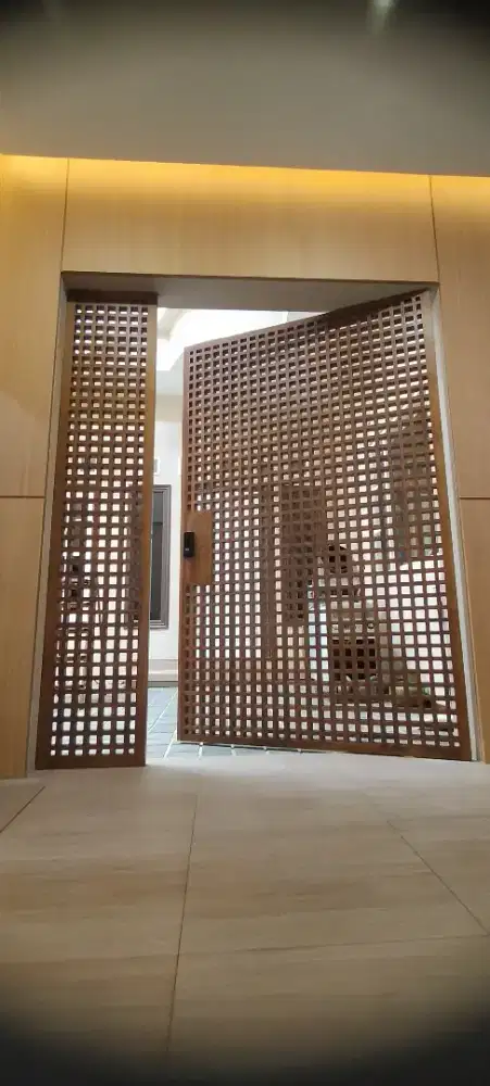 Partisi / penyekat ruangan