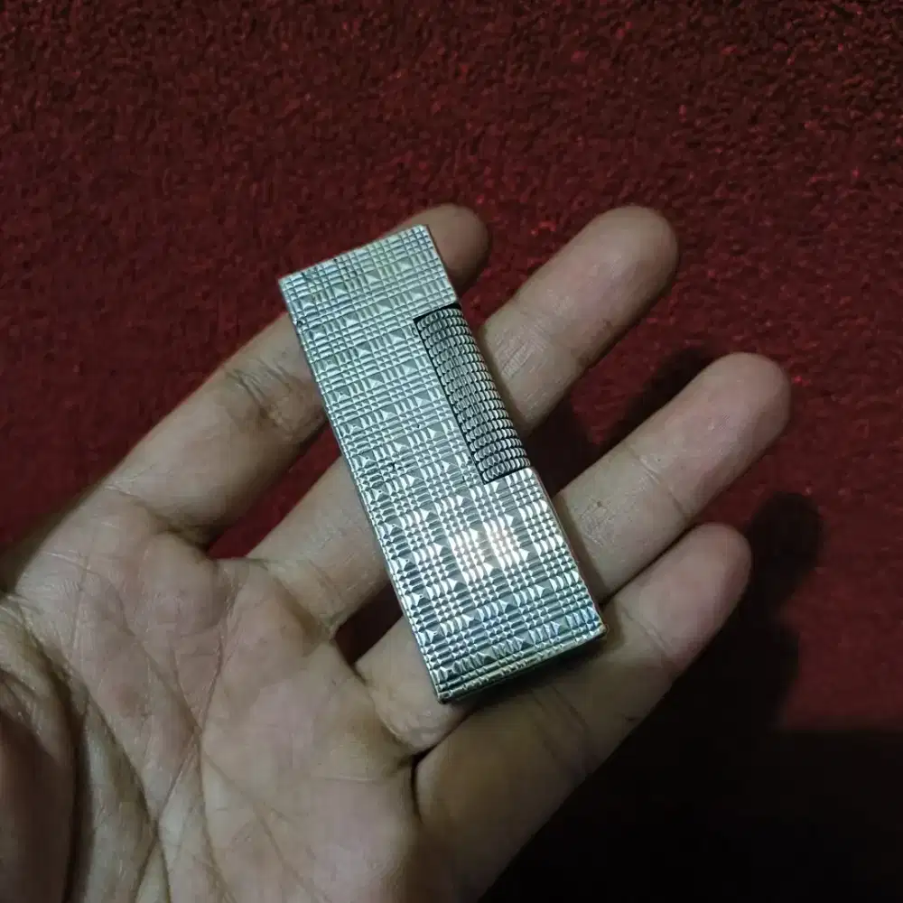 lighter dunhill authentic
