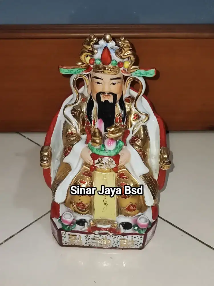 Patung Dewa Harta Mitologi China
