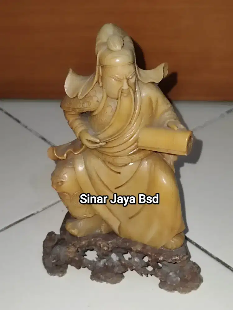 Patung Klasik Dewa Kwan Kong