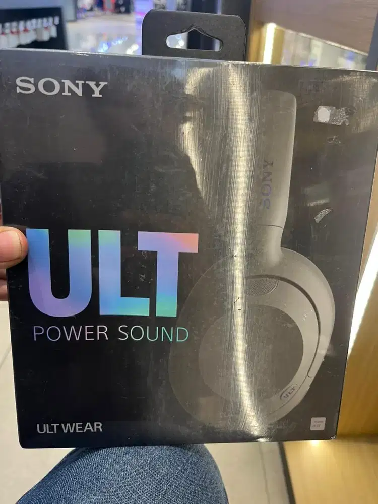 SONY ULT-900 NOICE CANCELING