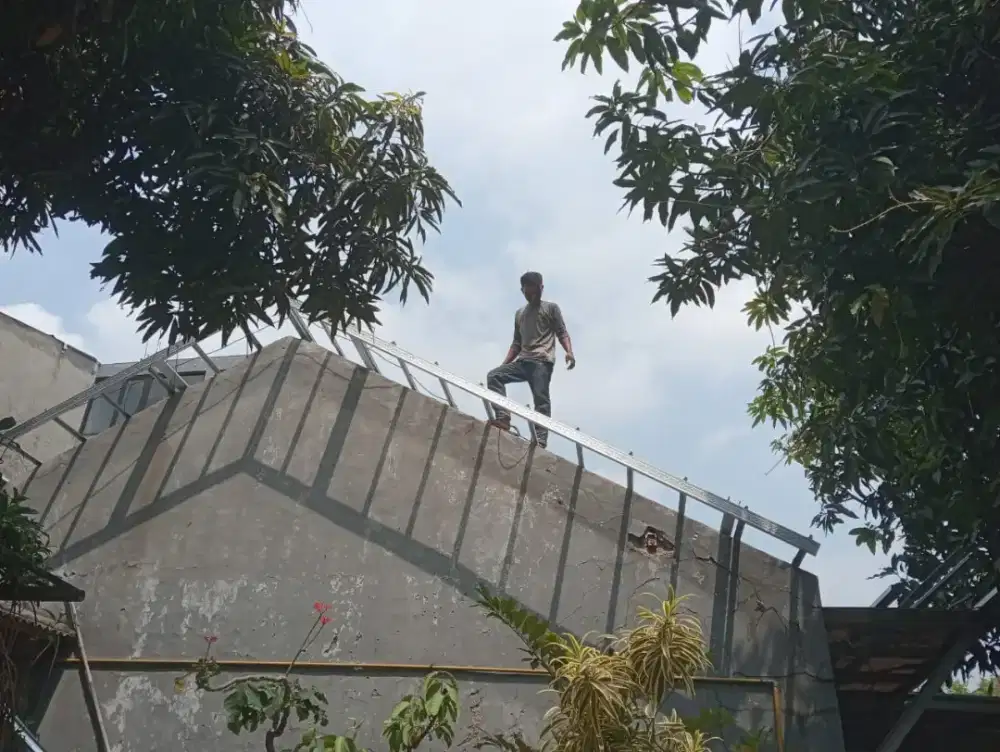 Tukang perbaikan atap bocor renovasi