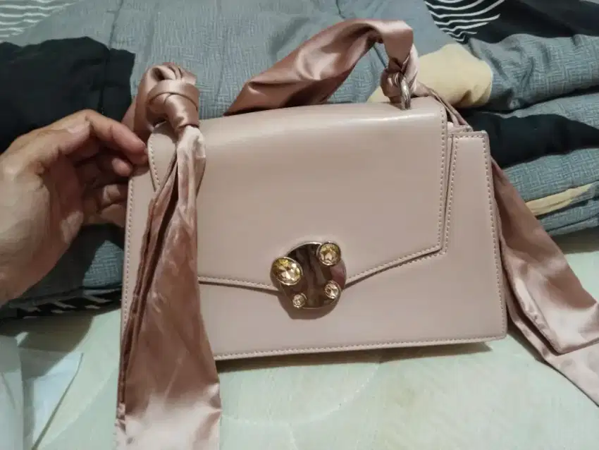 Tas Charles and Keith preloved