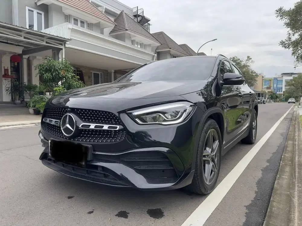 Mercedes-Benz GLA200 AMG line 2023