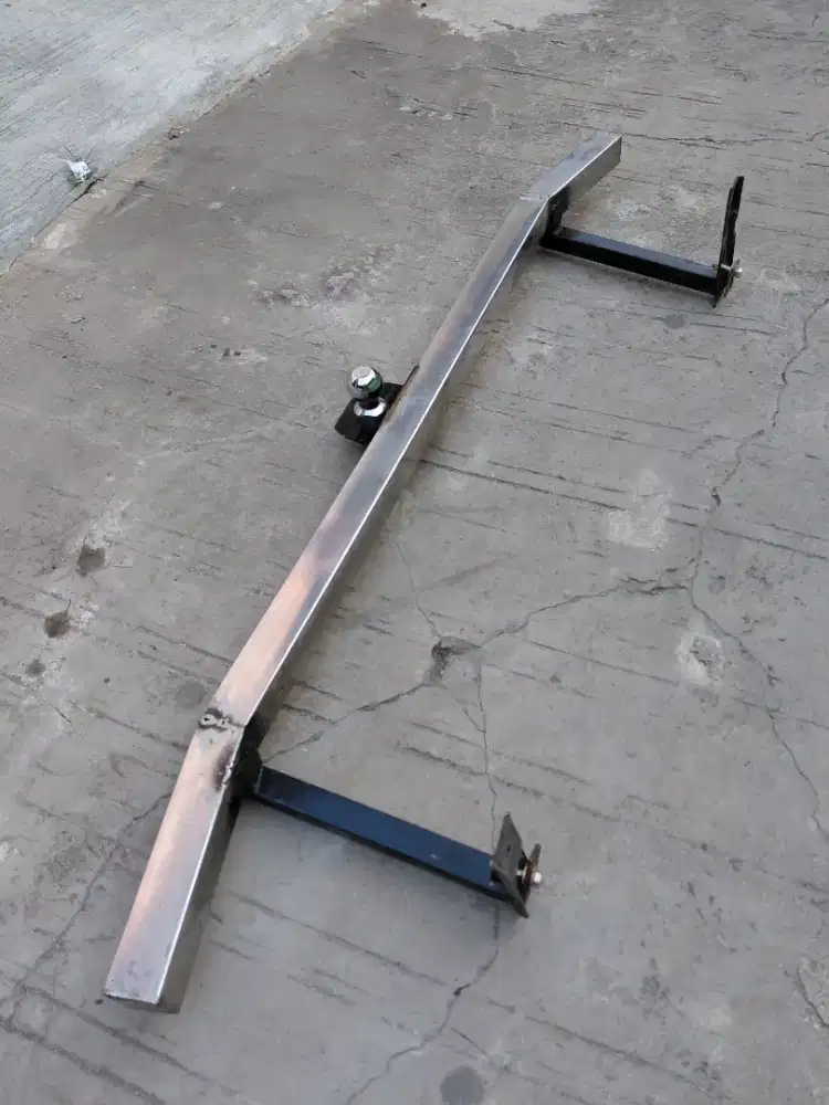 towing tanduk pengaman belakang mobil avanza