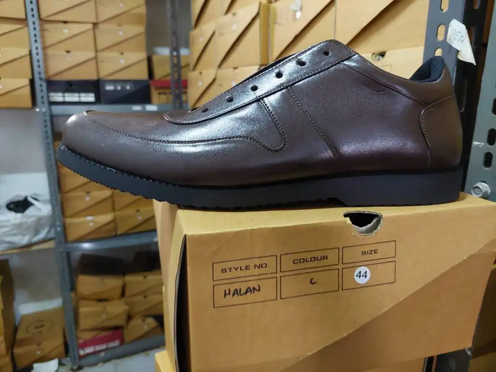 Sepatu Kulit Pria Formal Casual
