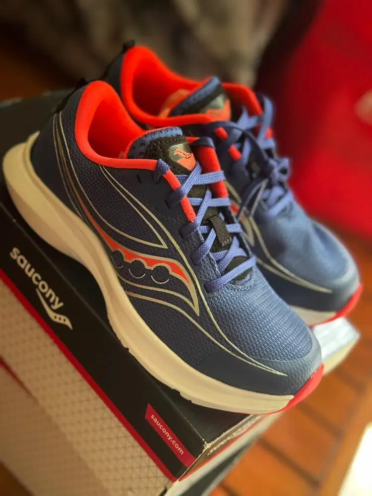 Sepatu Anak Saucony Kinvara 13 size 31 n size 29