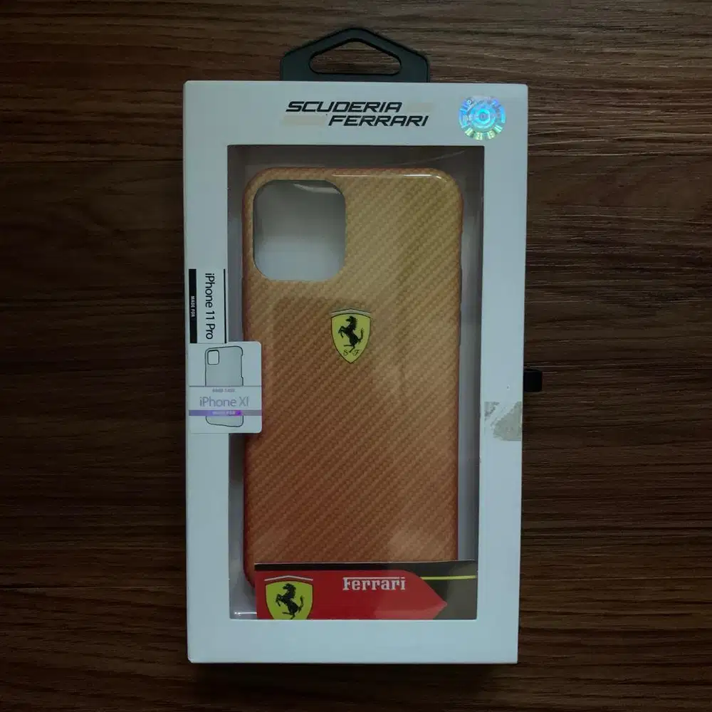 Case Ferrari Carbon iPhone 11 Pro – Original Licensed | Rare Item