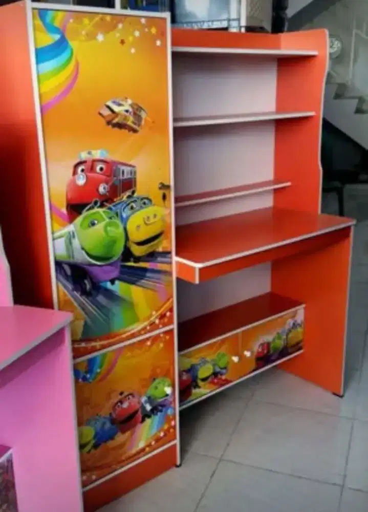 Meja Belajar Jasmine MB 822 Chuggington