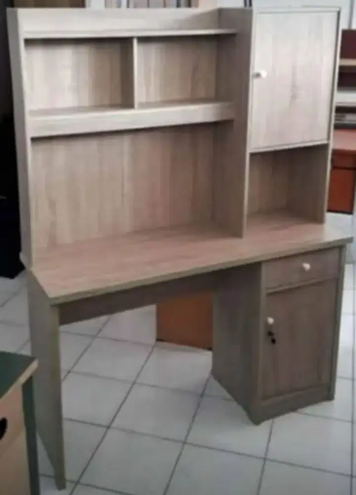 Meja Belajar Polos Jasmine MBB