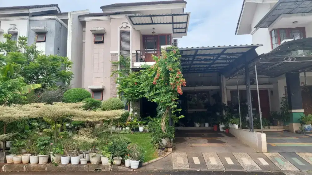 Rumah Super Asri di Kawasan Elite