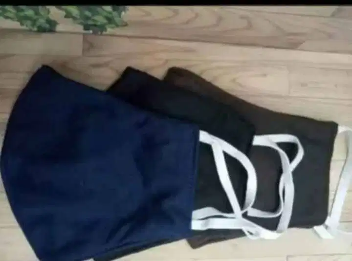 Masker kain katun polos