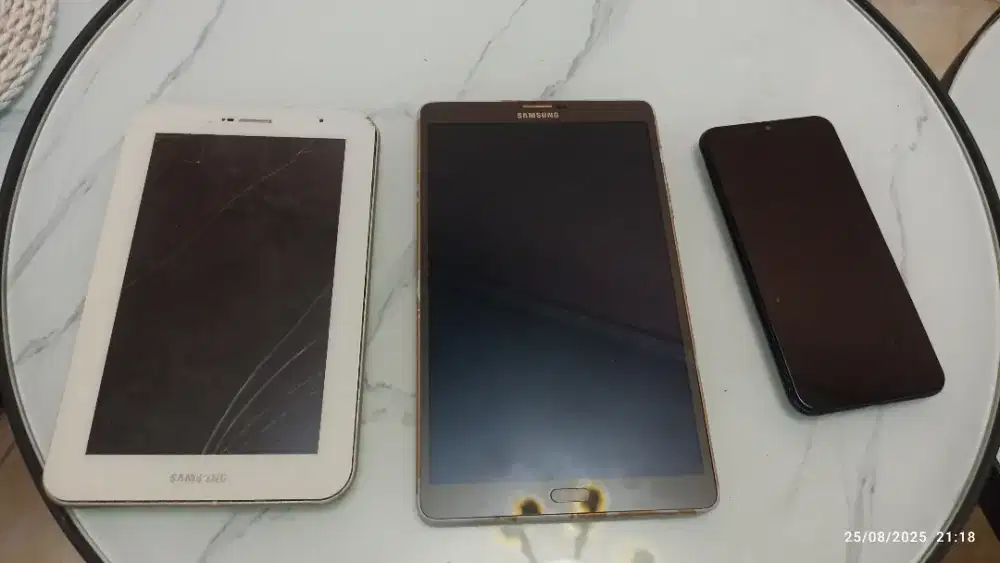 Samsung Galaxy s8, SG tab s7, hp S M20