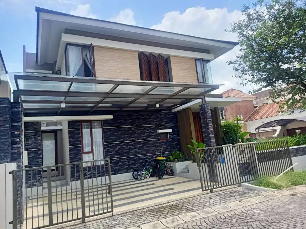 DIJUAL/DISEWAKAN Rumah Mewah di Casa Grande, Sleman