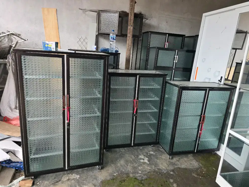 Rak sepatu alumunium kaca murah ready stok