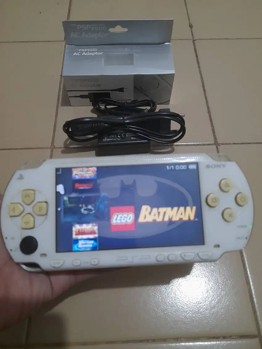 PSP FAT Putih Memory game 8gb Fullgame Plus Cassan Mines Layar Pudar
