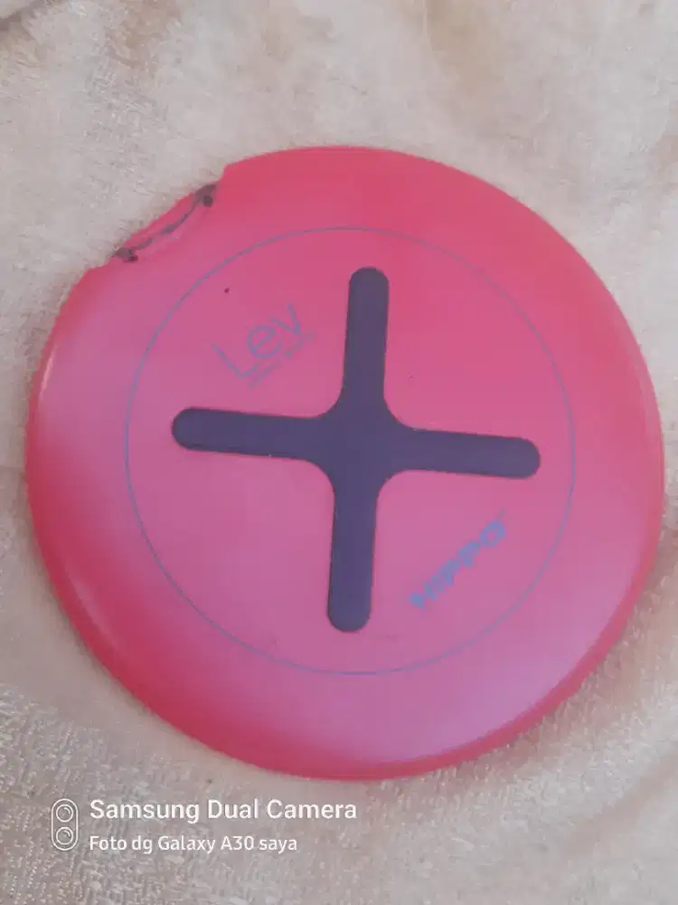 Hippo Lev dekstop wireless charger 2nd masih bagus normal siap pakai