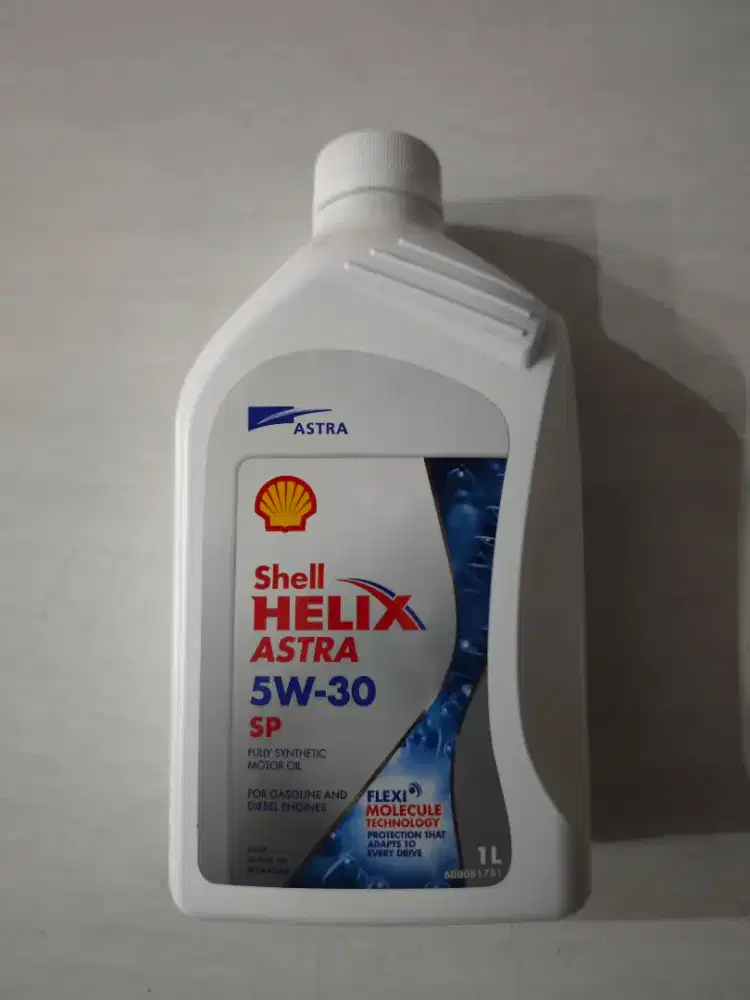 Oli Shell Helix Astra 5w-30 full synthetic for gasoline and diesel
