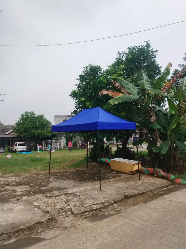 Folding tent/Tenda Lipat