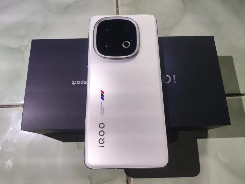 Iqoo 13 (16/512) White