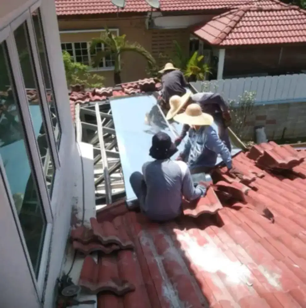 Melayani pemasangan kanopi dan renovasi atap rumah