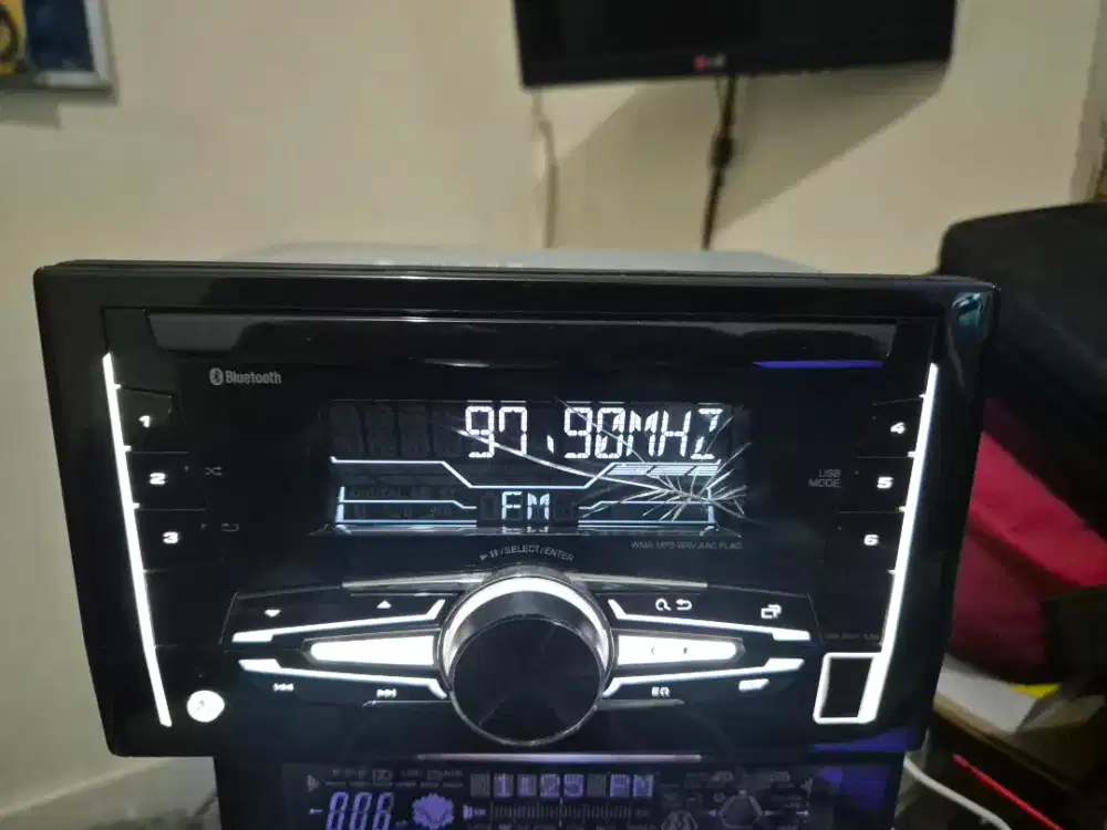 Tape mobil Headunit double din jvc minus kaca malang