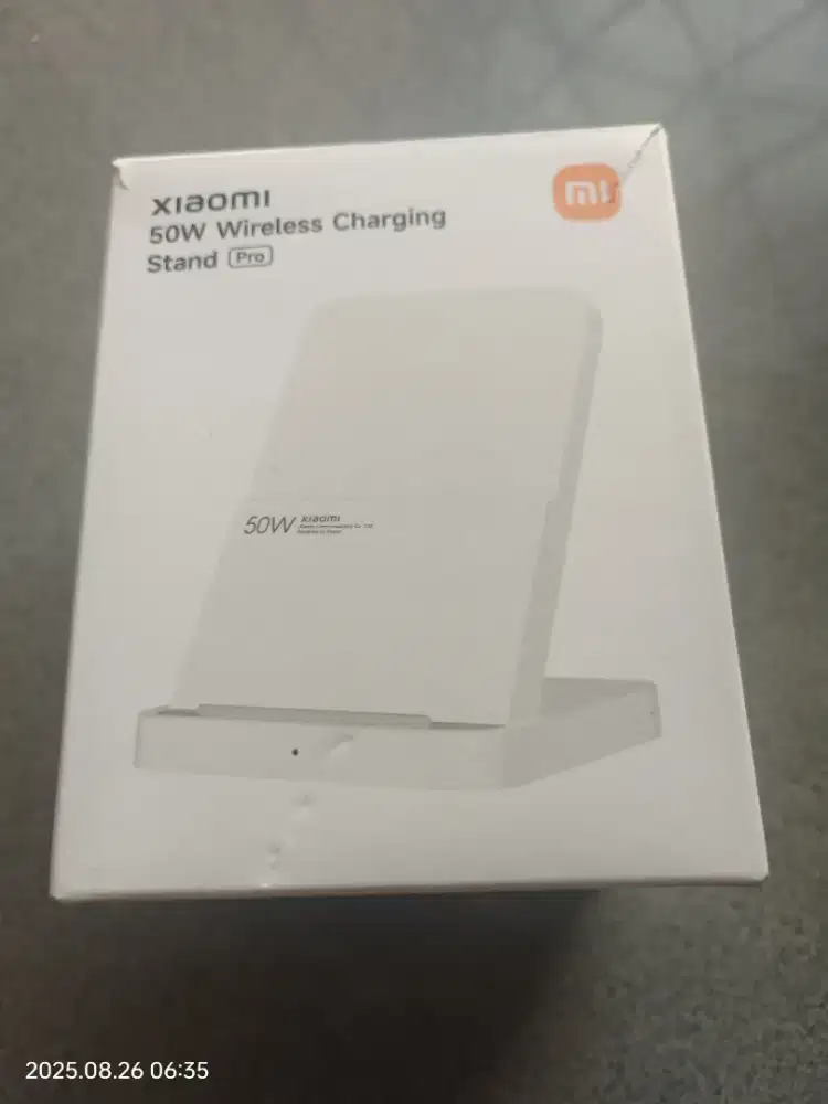 Xiaomi 50W wireless charging stand pro