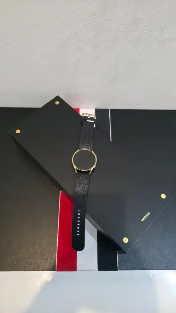 THOM BROWNE GALAXY WATCH 6 CLASSIC GOLD RARE ITEM