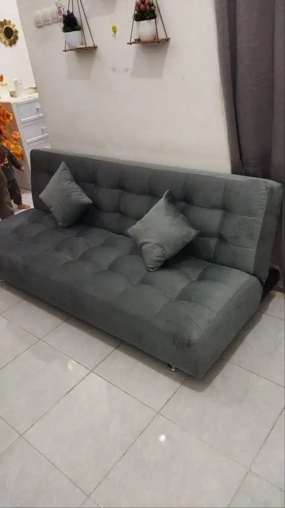 promo sale sofabed bahan bludru warna abu termurah dan terlaris sale