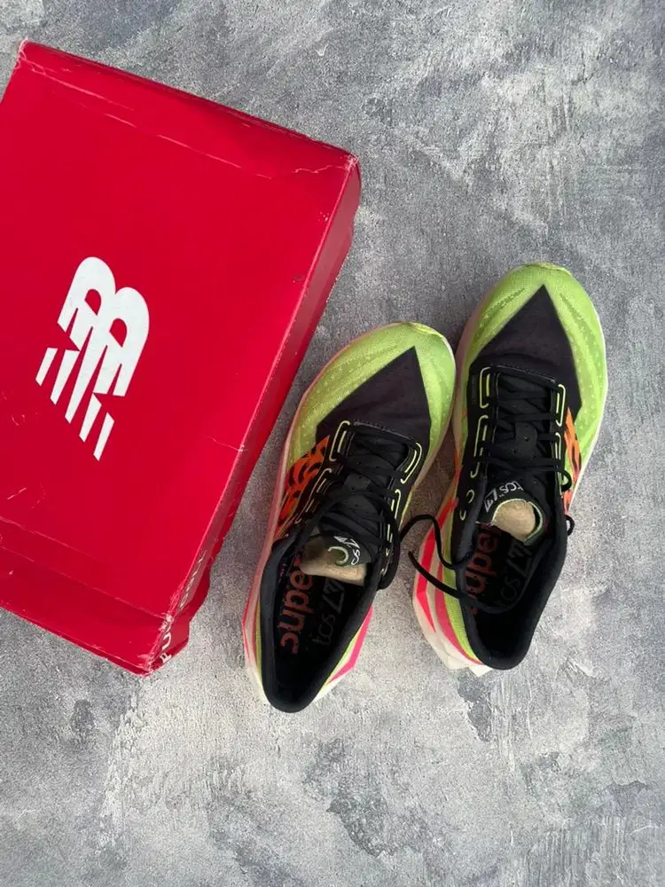 New Balance SC Elite V4