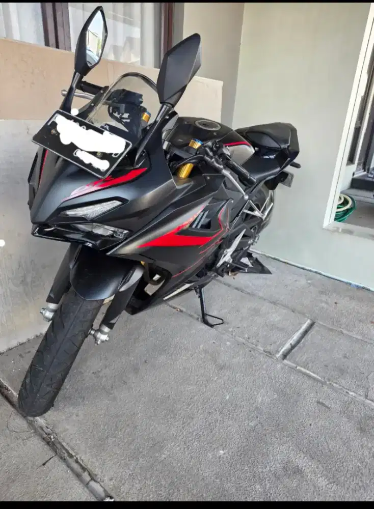 CBR 150 R 2021 ABS LOW KM PAJAK HIDUP SIAP PAKAI