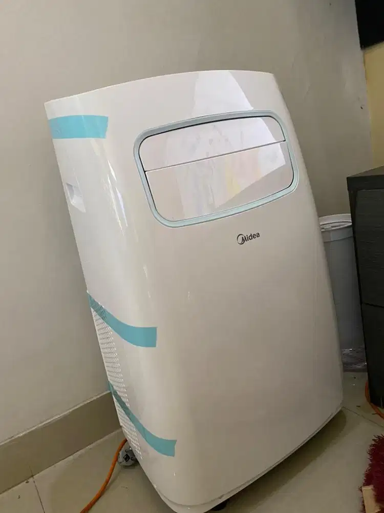 Midea ac duduk 1,5 pk seperti baru