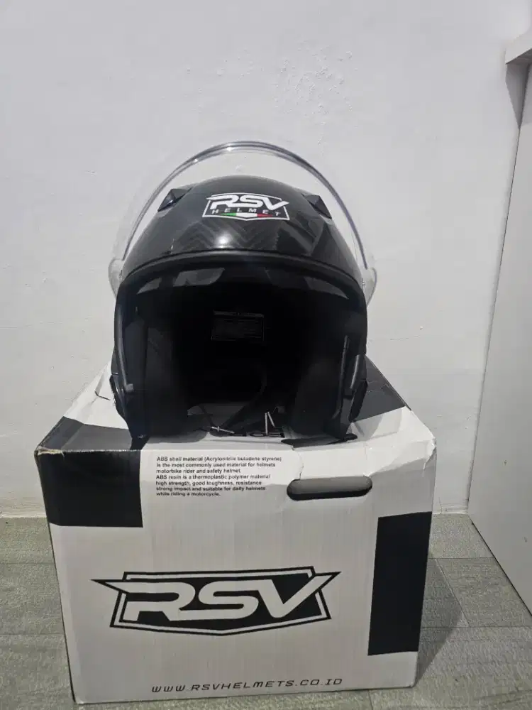 Helm RSV SV300 CARBON GLOSSY DOUBLE VISOR