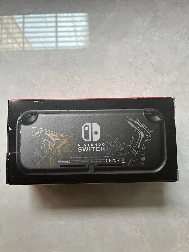 Nintendo switch lite pokemon edition
