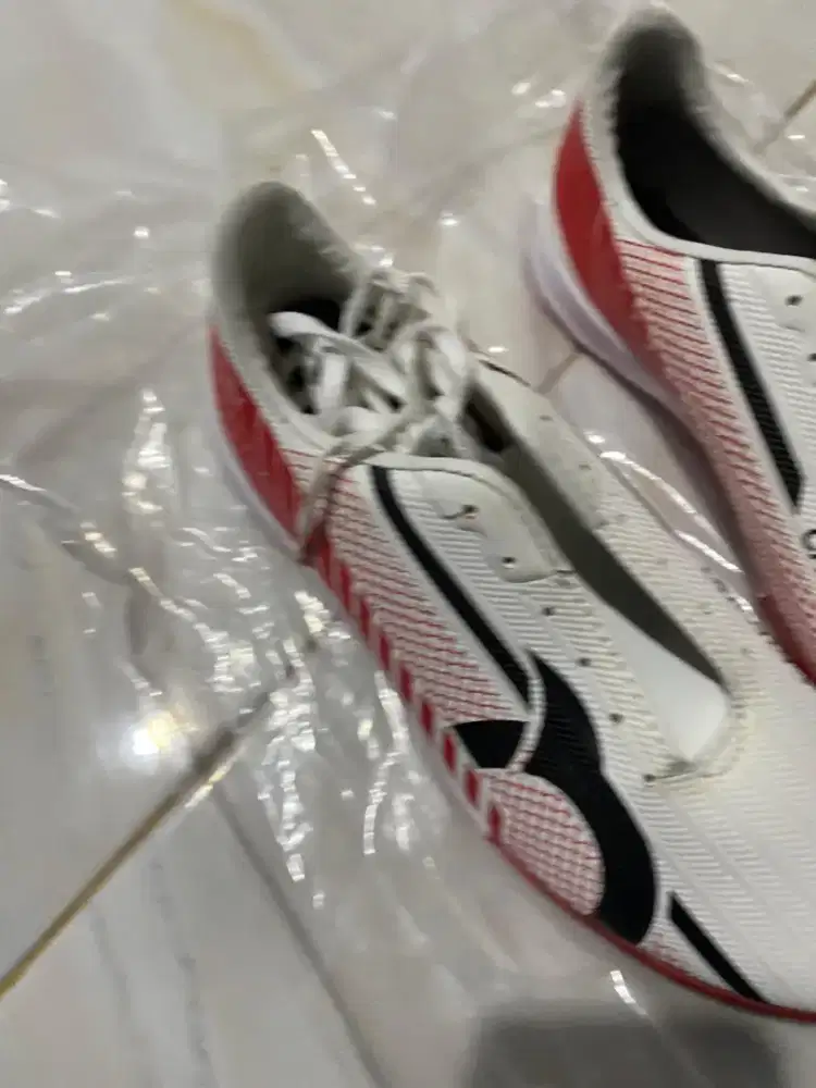 Sepatu footsal blm pernah d pakai