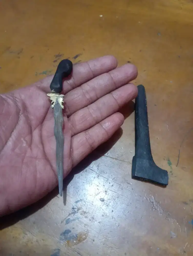 Pusaka keris omyang jimbe jimatan