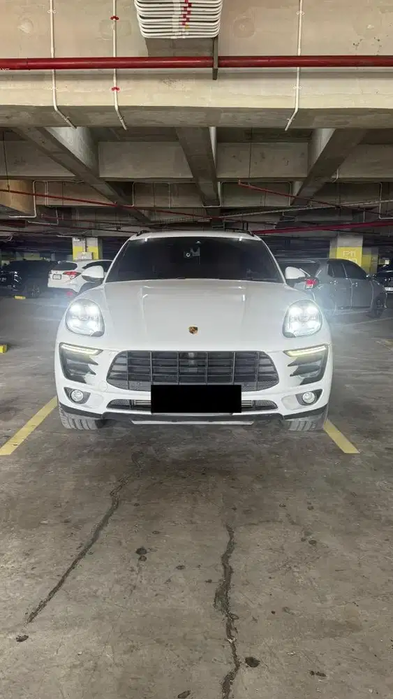 Porsche Macan 2.0 Tahun 2018