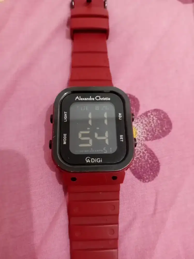 Jual jam tangan laki.