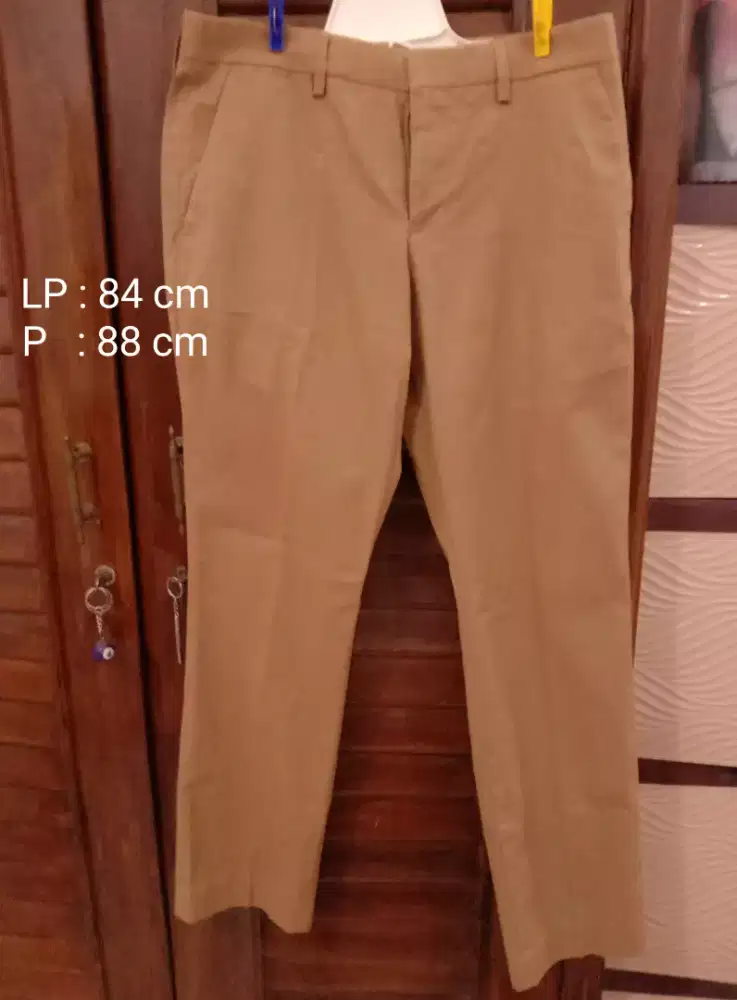 Celana Formal Wanita Merk Express Photographer