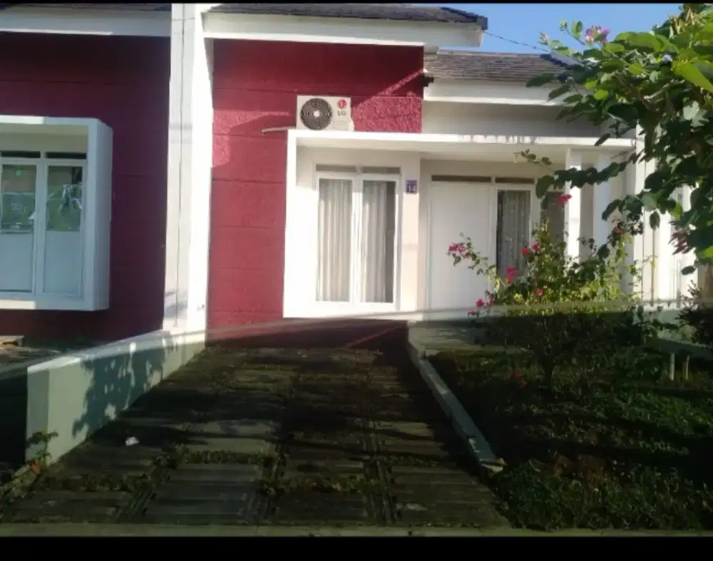 Tamansari Kahyangan Kendari disewakan 1 tahun.