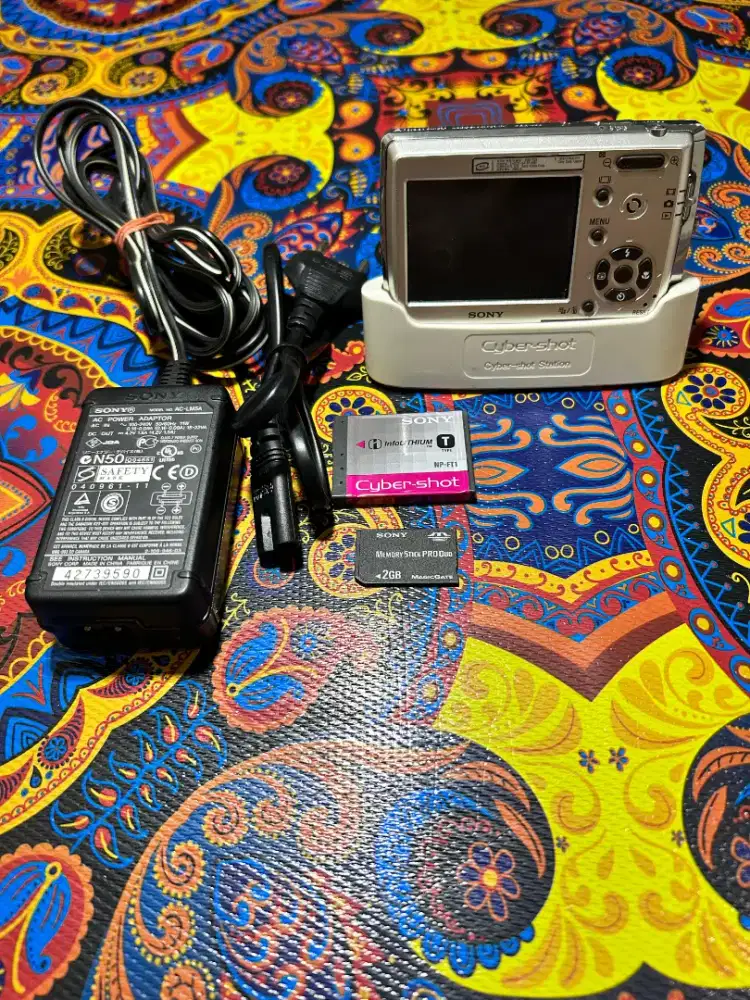 Sony cybershot dsc t33