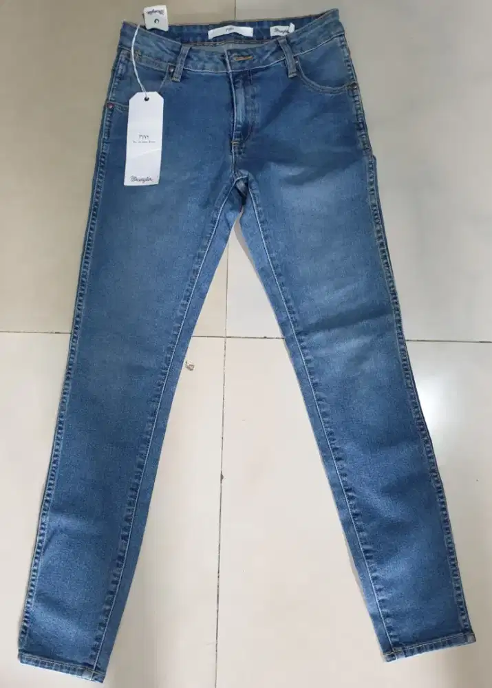 Jeans Remaja Wrangler Baru