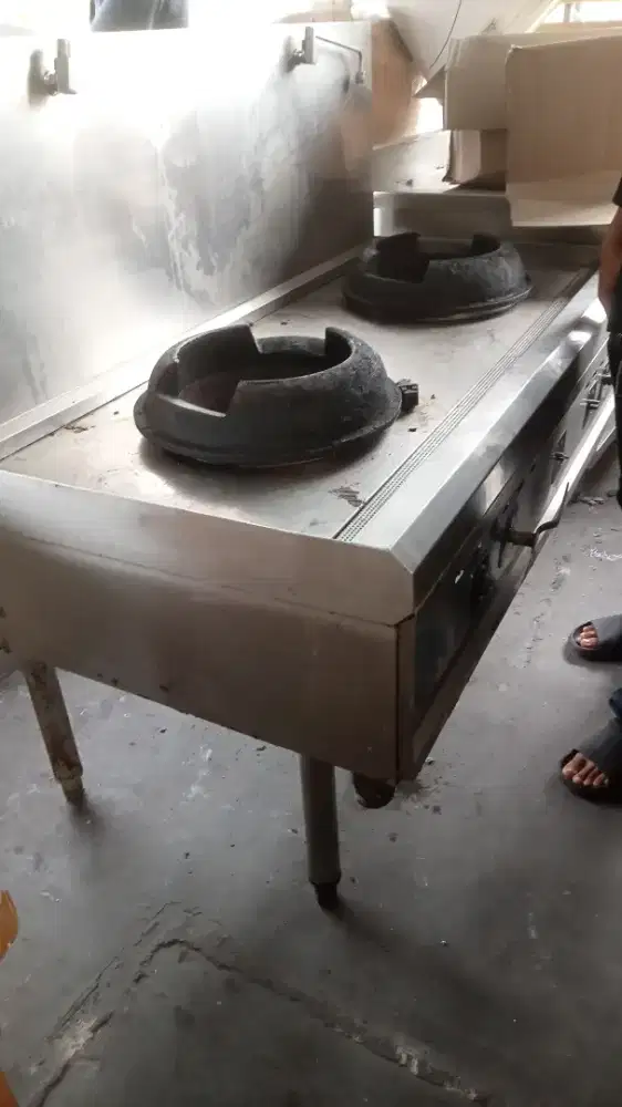 BELI  BARANG BEKAS&ALAT RESTO